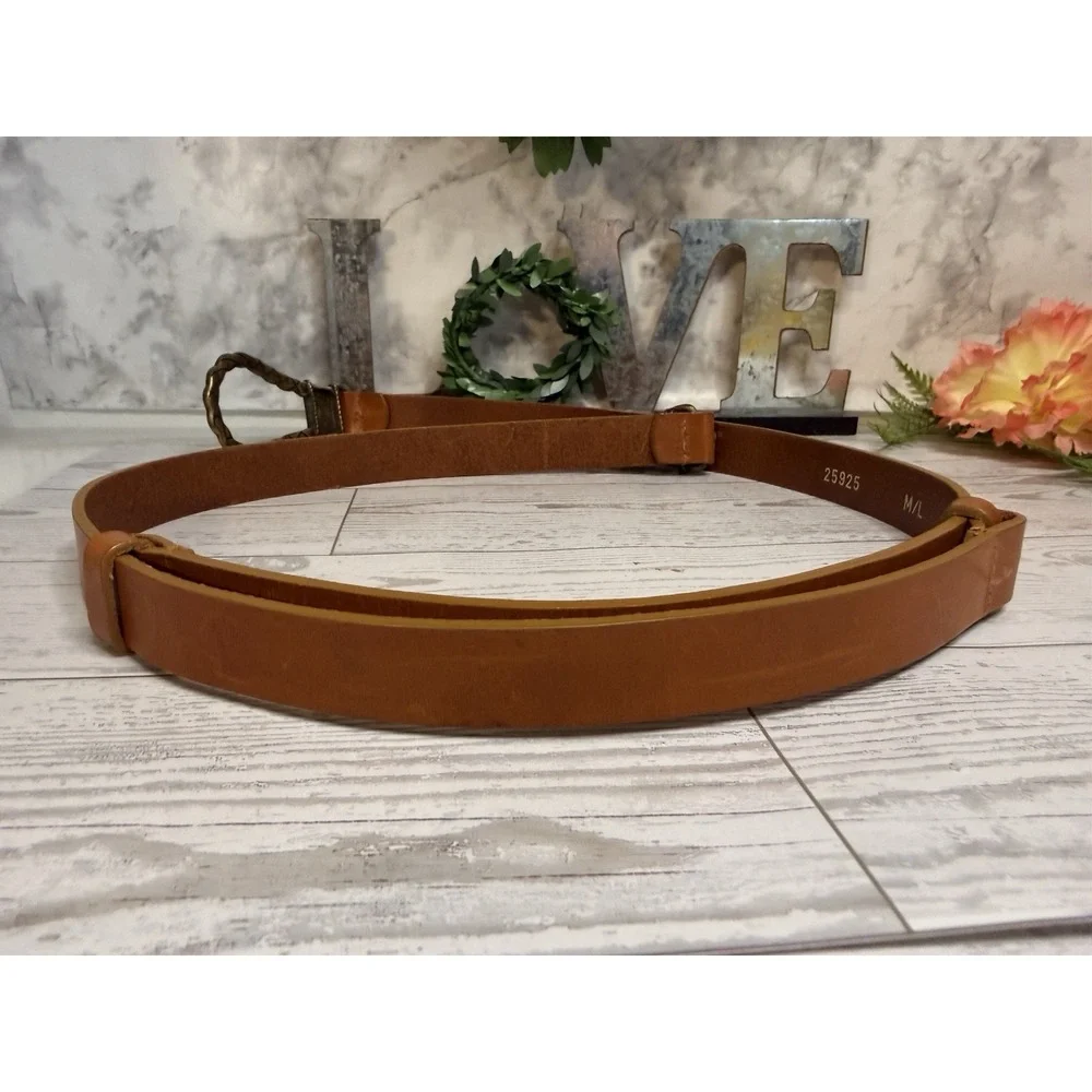 Chicos Italian Leather Brass Tone Waist Belt Size M/L Adjustable Hook Gemstones‎